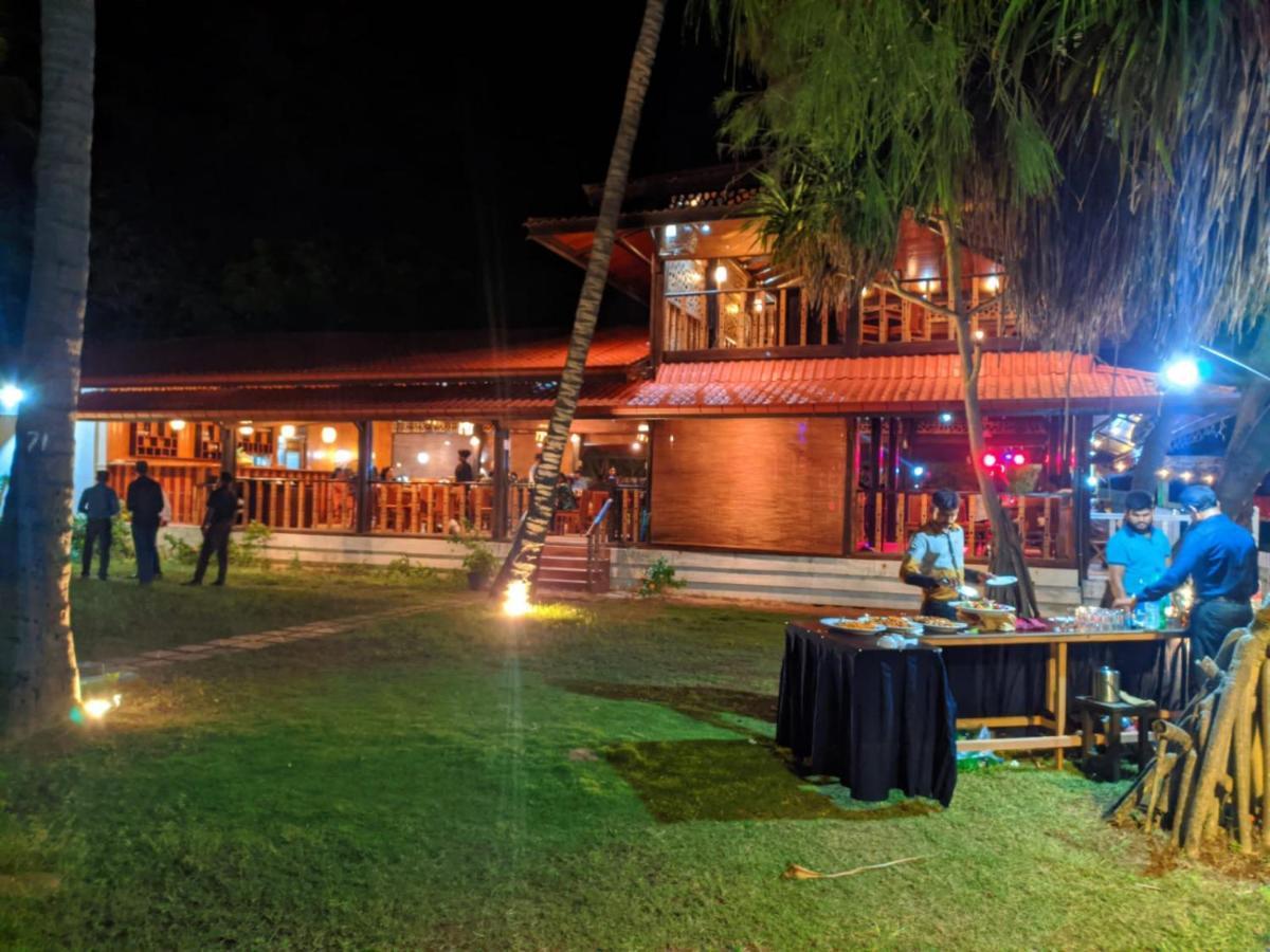 Blue Sand Beach Resort Trincomalee Dış mekan fotoğraf